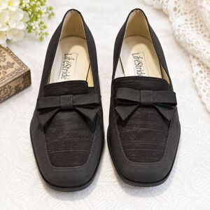 Details Brown Vegan Bow Trimmed Slip On Fabric Shoes Size 6.5 B
